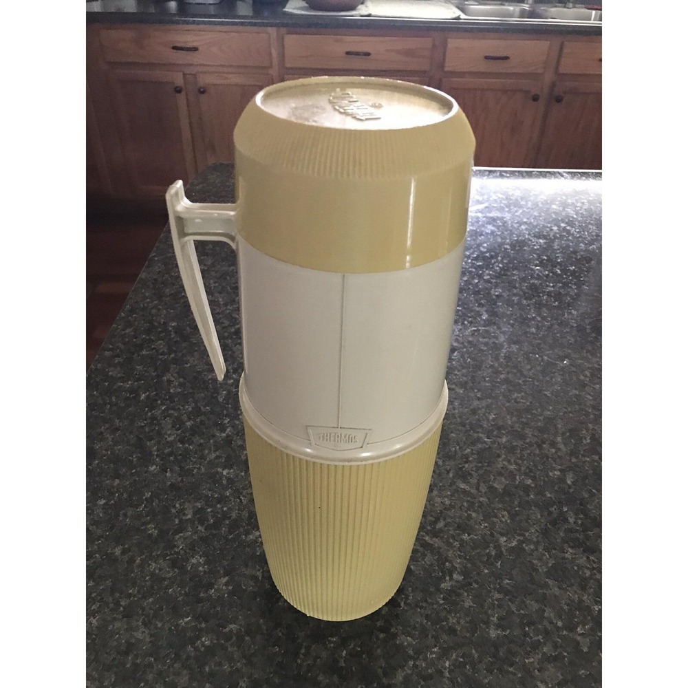 Thermos,‎ Harvest Gold and White, model 6402, Quart Size, Vintage